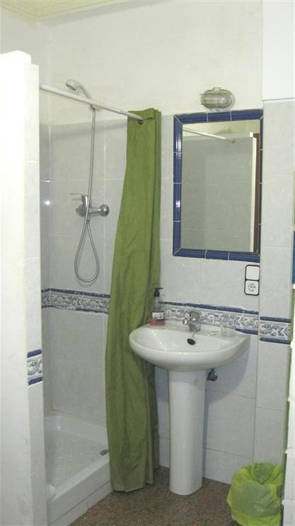 Pension Iglesias Zaragoza Room photo